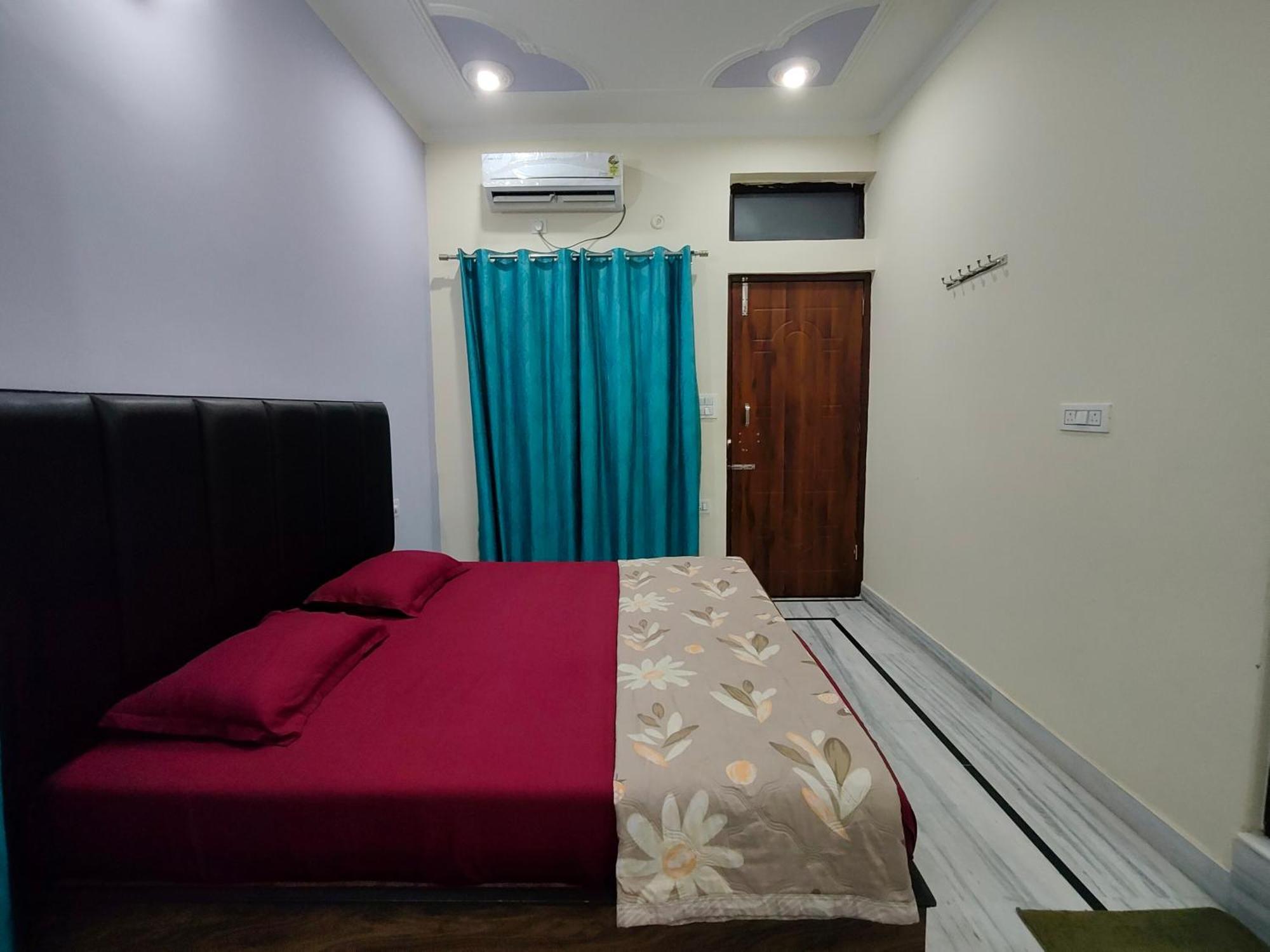 Deepak Homestay Rishikesh Bagian luar foto